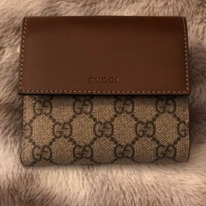Gucci GG Supreme Leather Wallet